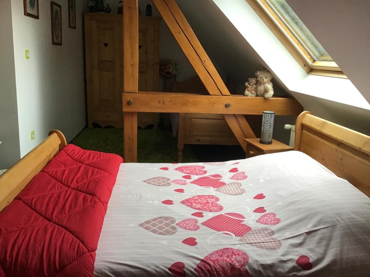 פודאי Chambre Chez Magali מראה חיצוני תמונה