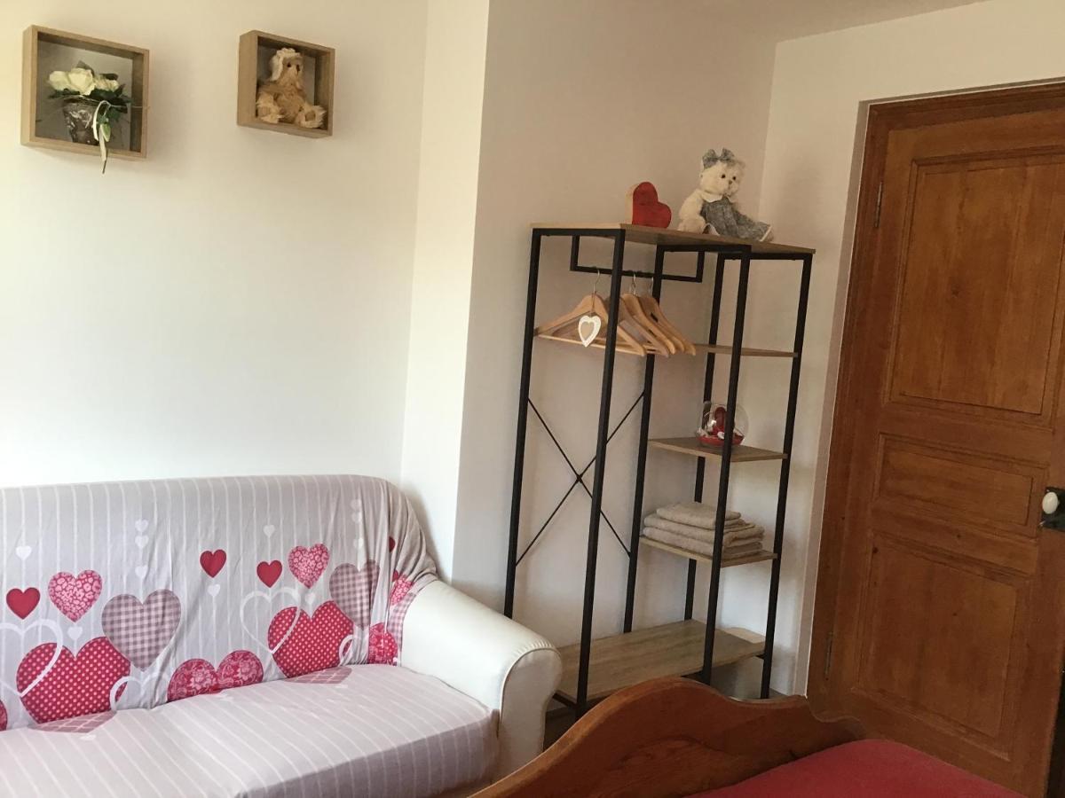 פודאי Chambre Chez Magali מראה חיצוני תמונה