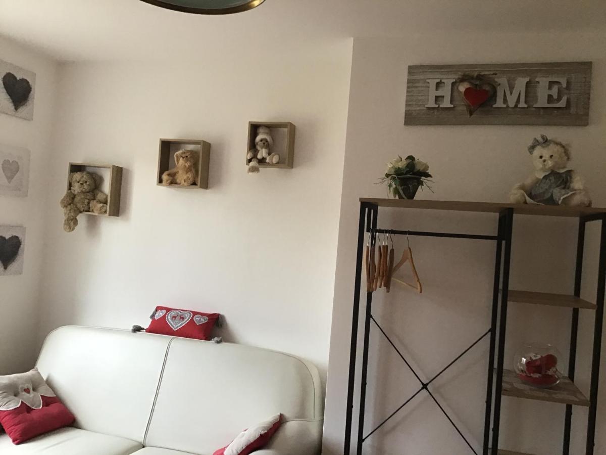 פודאי Chambre Chez Magali מראה חיצוני תמונה